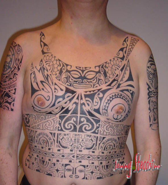 Jenny_Stecchino_Maori_canottiera