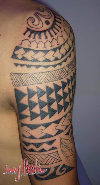 Jenny_Stecchino_Maori_spalla_con_fiore2