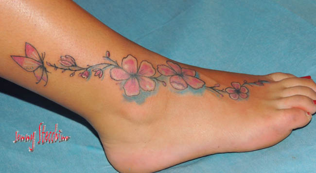 Jenny_Stecchino_fiori_Giapponesi_e_farfalla