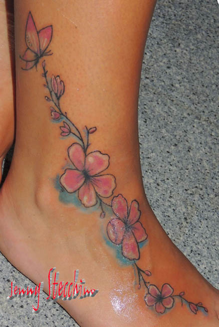 Jenny_Stecchino_fiori_Giapponesi_piede