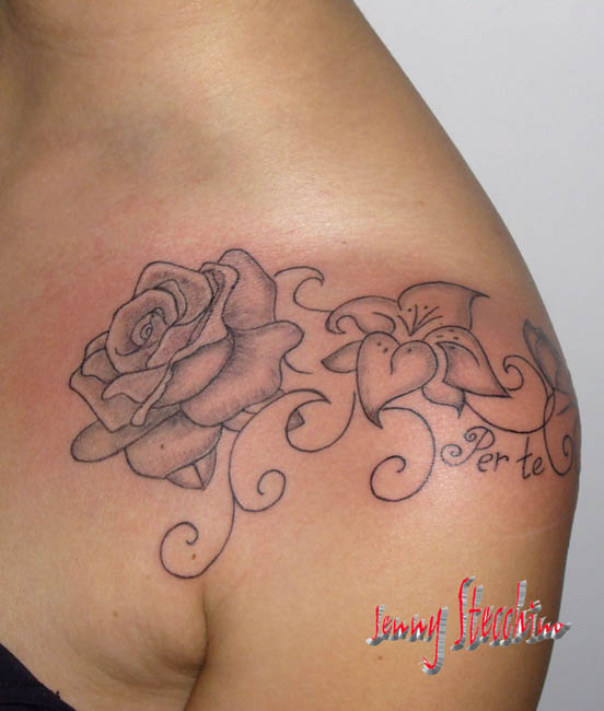 Jenny_Stecchino_fiori_rose_con_dedica