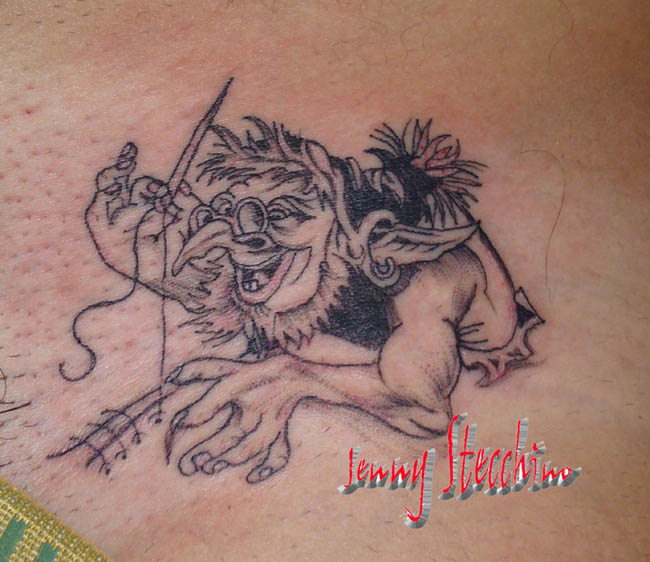 Jenny_Stecchino_folletto_che_cuce